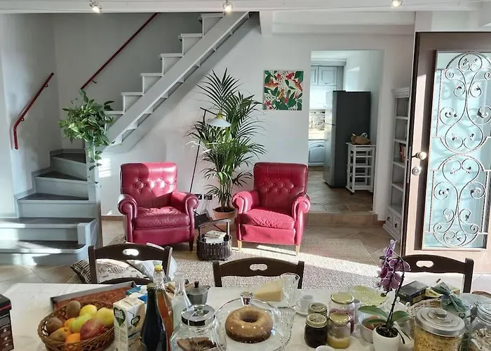 Castel Montorio - Camera Matrimoniale con Bagno in Casa Condivisa Verona