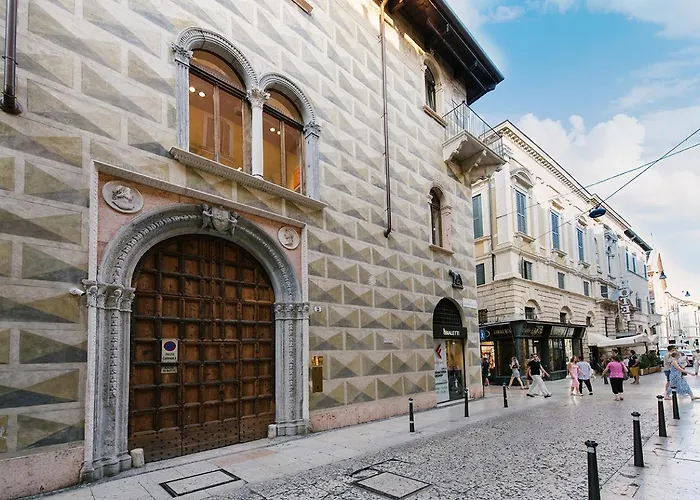Palazzo Confalonieri da Lisca Verona