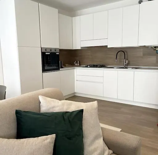 Appartamento 2612 HOUSE piano terra garage e wi-fi Verona