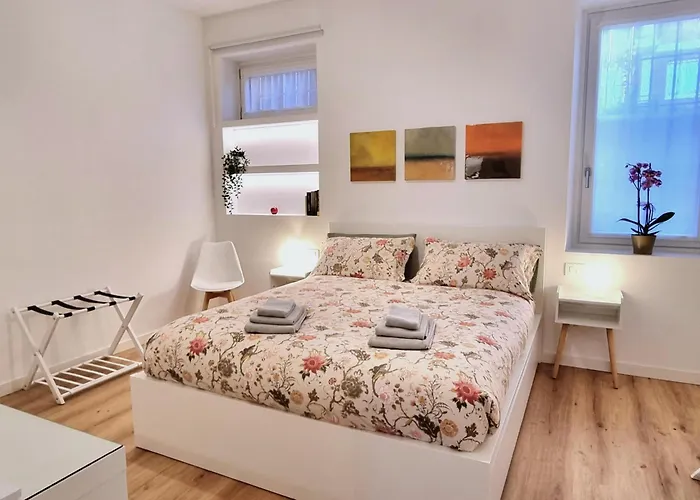 Casa Ross - appartamento Elegante e Confortevole, recentemente Rinnovato Verona