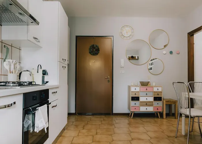 La Serra Apartment With Balcony Verona