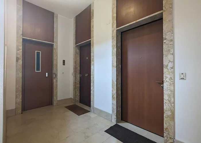 Appartamento Big House-Private Parking-12" Walk From The Arena Verona