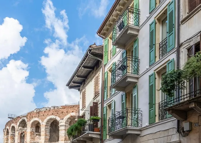 Residenza Wega - Luxury Apartments Verona