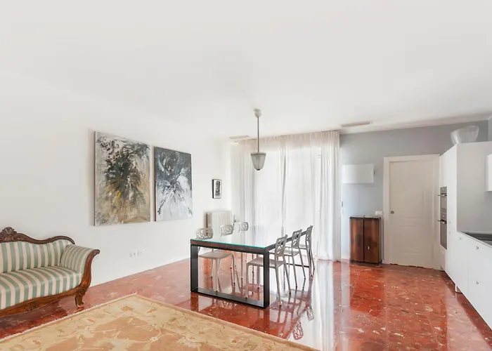 Appartamento Centro storico grande casa moderna Verona