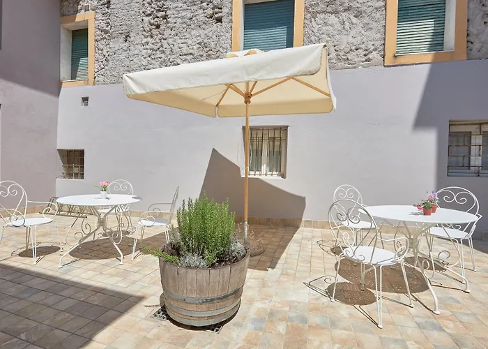 Residence "Professor'S Nest" - Verona Apartments