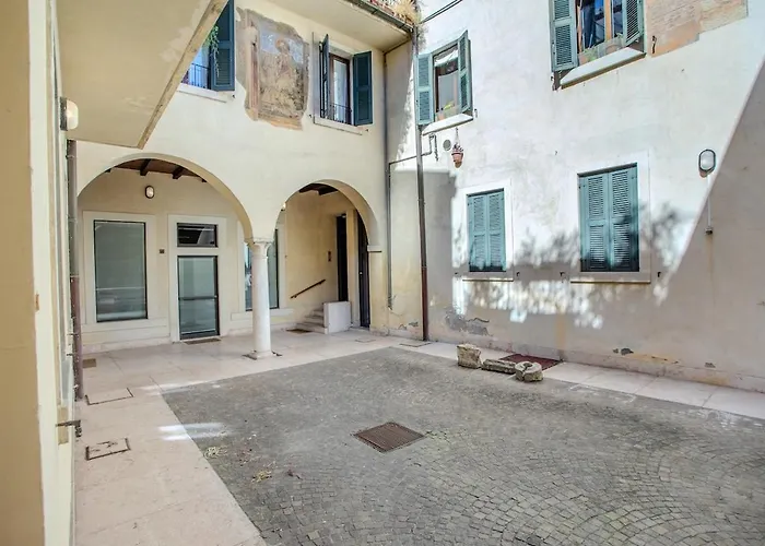 Appartamento Casa dei Pittori - a pochi passi da Piazza Erbe Verona