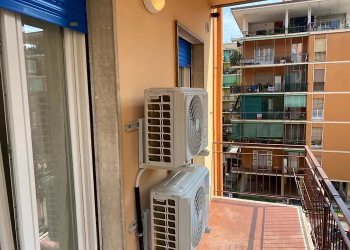 Stadio 1 Verona - appartamenti monolocali - mq 25 ciascuno con una stanza un bagno privato e un cucinotto - massimo 4 posti ognuno - se si prenotano entrambi - 50 mq totali con 2 stanze, 2 bagni e 2 cucinotti