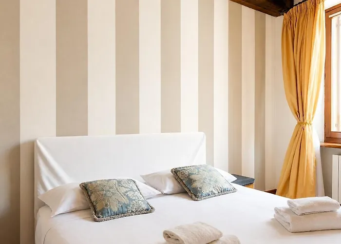 Ai piedi del castello / 4PL / Apt. FULL Verona