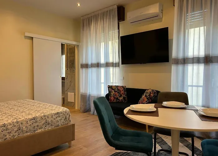 Valverde Apartments And Room Verona