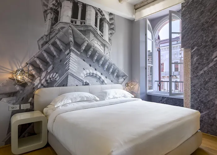 Lords Of Verona Luxury Apartments